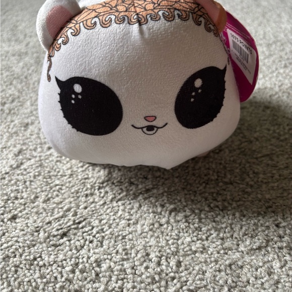 L.O.L. Surprise! Plush Hamster Toy in White and Tan - Picture 2 of 5